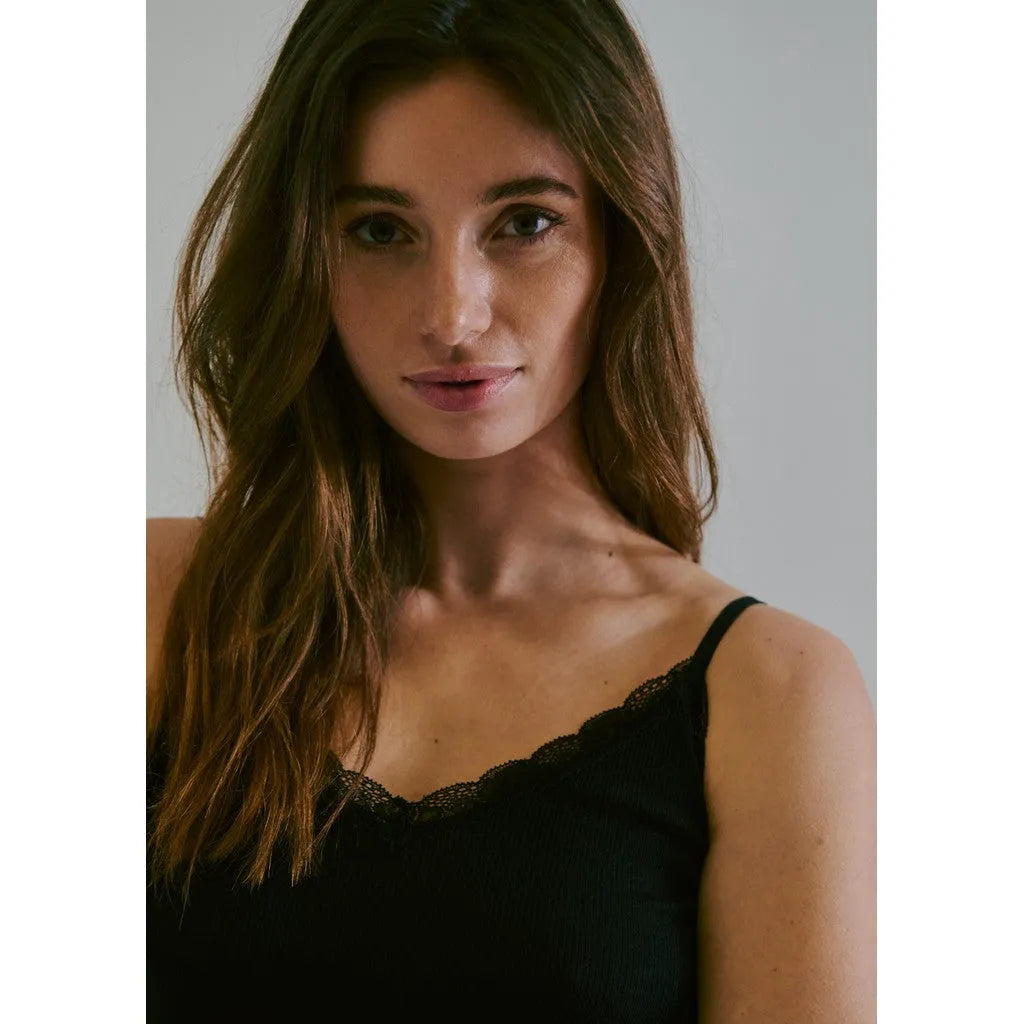 CWAlina - Black