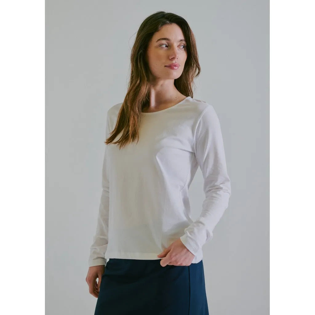 CWAmy - White