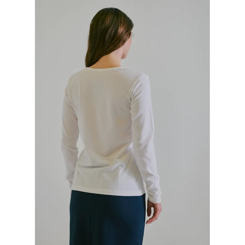 CWAmy - White