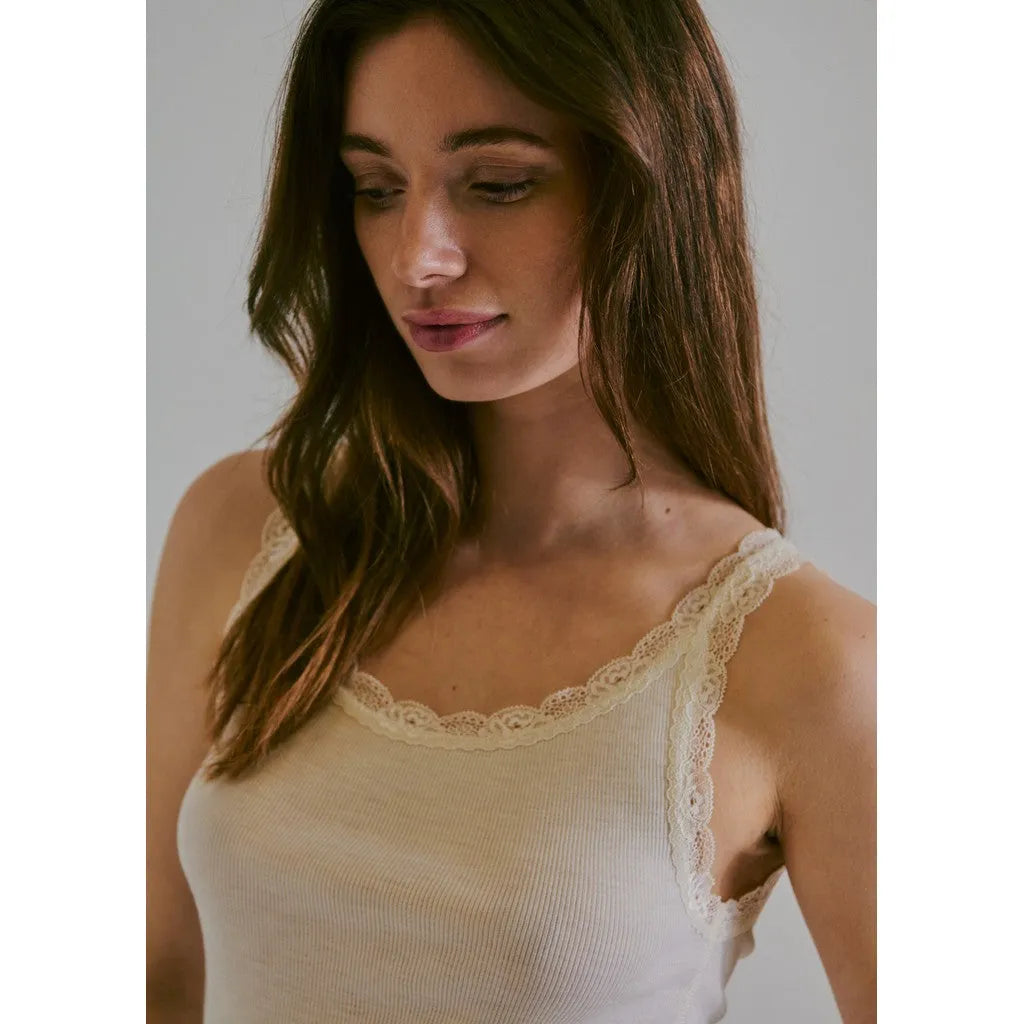 T-shirt CWAngela - Ivory